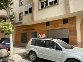 Local commercial à Melilla 1. Local en venta