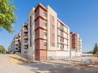 Local commercial à Hermanas mirabal 12. Local en venta