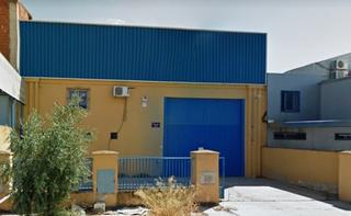 Nau industrial a Calle cazadilla 3. Nave en venta