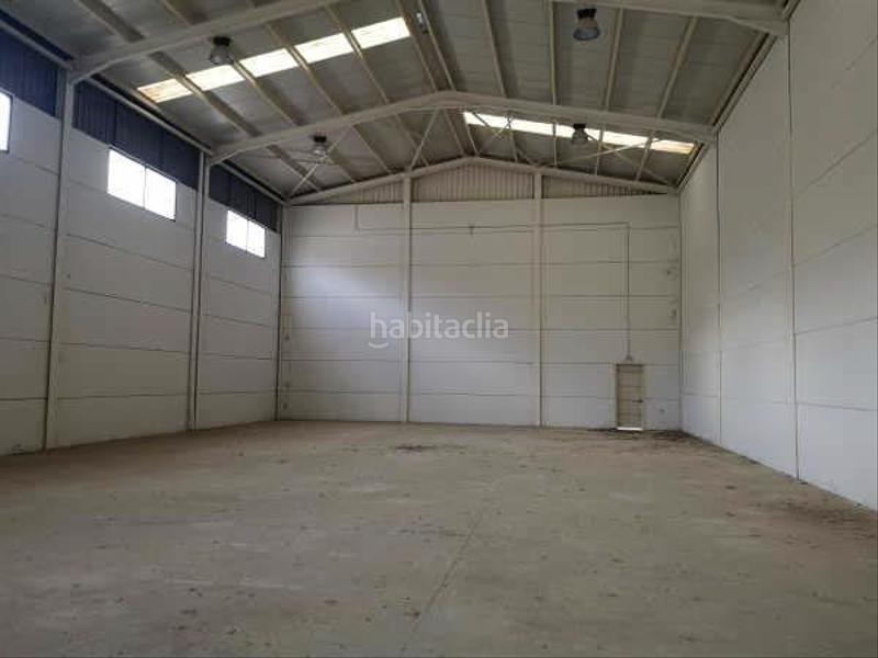 Foto d00e4195-9b82-47b3-be06-30cbd1ff11b1. Fabrikhalle in mariana de montoya 11 in Renfe - Bulevar 1ª y 2ª Fase Jaén