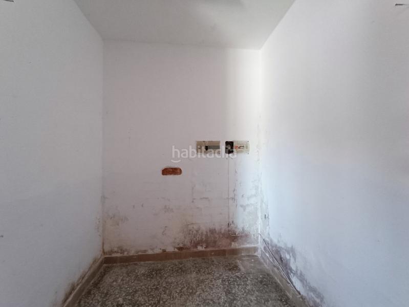 Foto 37df9709-9e47-467e-accc-feb5d8f80bf8. Local comercial en riu ter 17 local en venta en Campclar Tarragona