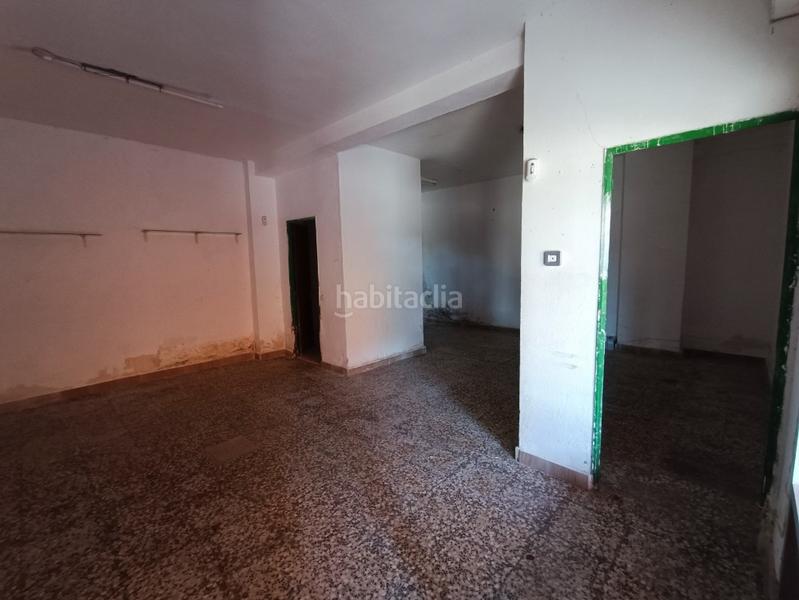 Foto 688df6f7-28f7-4727-aaea-214f57bfc4f3. Local comercial en riu ter 17 local en venta en Campclar Tarragona