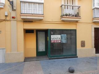 Office space in Larga-virgen de los milagros 112. Oficina en venta