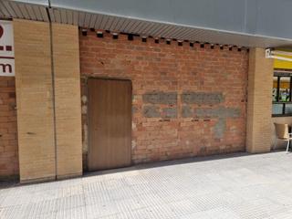 Locale commerciale in Ivonne cazenave 1. Local en venta