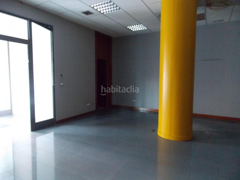 Foto 3a93f193-648d-404a-b521-7369eff30b14. Local comercial en victoria 7 local en venta en La Victoria - Puente Jardín Valladolid