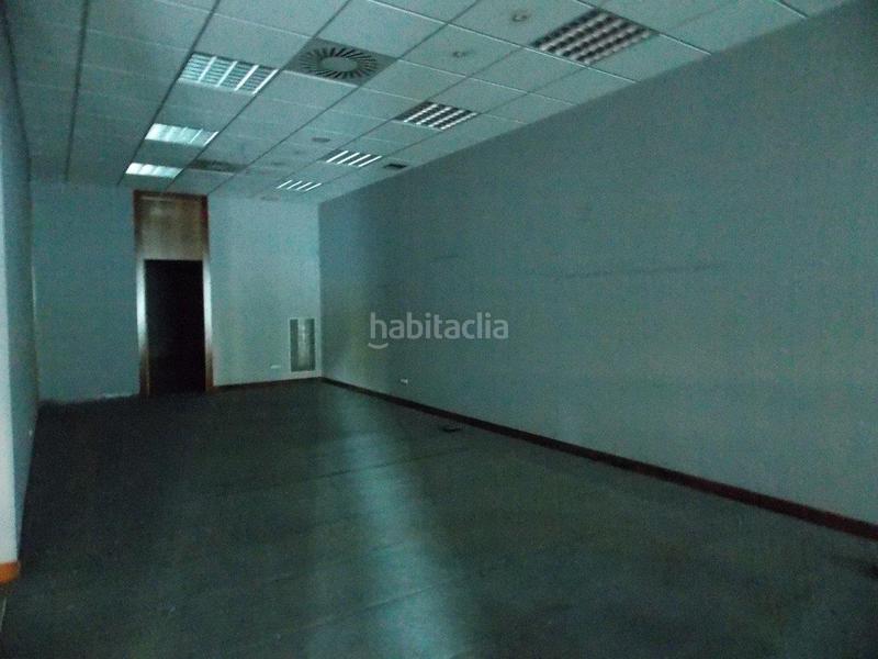 Foto da8af0ce-ae9d-4c97-924a-97f76177150d. Local comercial en victoria 7 local en venta en La Victoria - Puente Jardín Valladolid