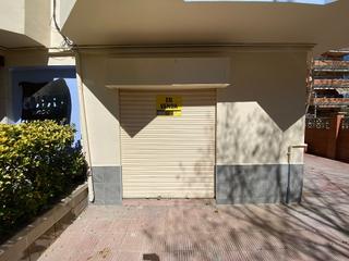 Local commercial à Barcelona 36. Local en venta