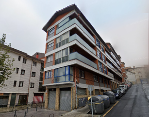 Local Comercial a Bidebarri,local zaguero 4. Local en venta