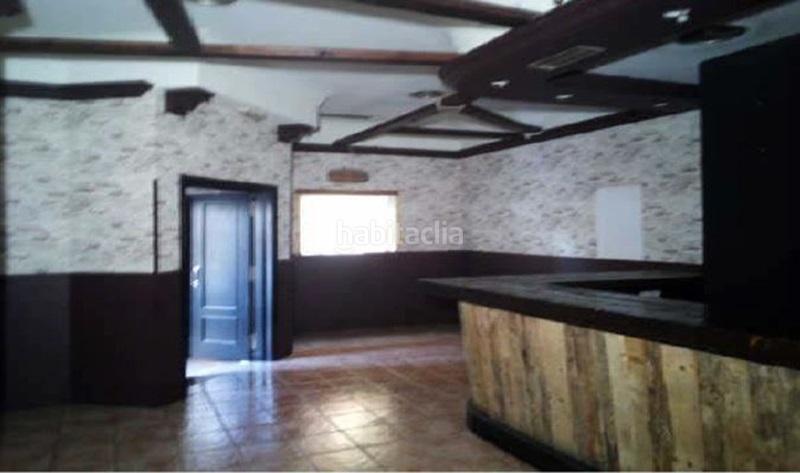 Foto d27859f2-a50d-4b7c-aa18-eeb62f9363ee. Local comercial en san francisco javier 7 local en venta en Jaén