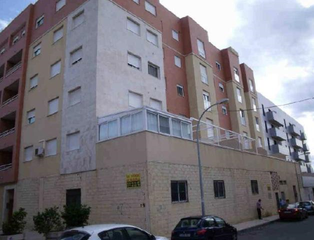 Business premise in Azabache 28. Local en venta