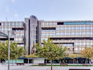 Locale commerciale in Carlos iii el noble 8. Local en venta