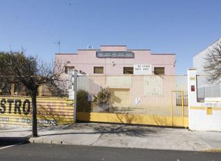 Nau industrial a Felipe trigo 19. Nave en venta