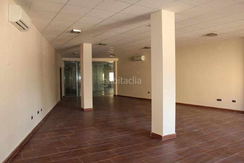 Foto b2cb7a27-c2e2-4ef2-881f-f9021099c02a. Local commercial dans marina 3 dans Punta Umbría