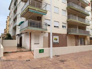 Local commercial à De la marina 16. Local en venta
