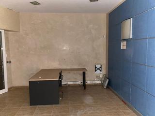 Business premise in Mossen jaume soler 9. Local en venta