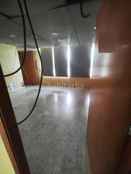 Foto 27889038-9f09-4d19-9987-da7b0fea45c1. Local comercial en collsalarca de 57 local en venta en Sabadell