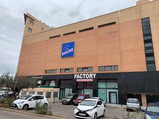 Business premise in Matilde Salvador 2