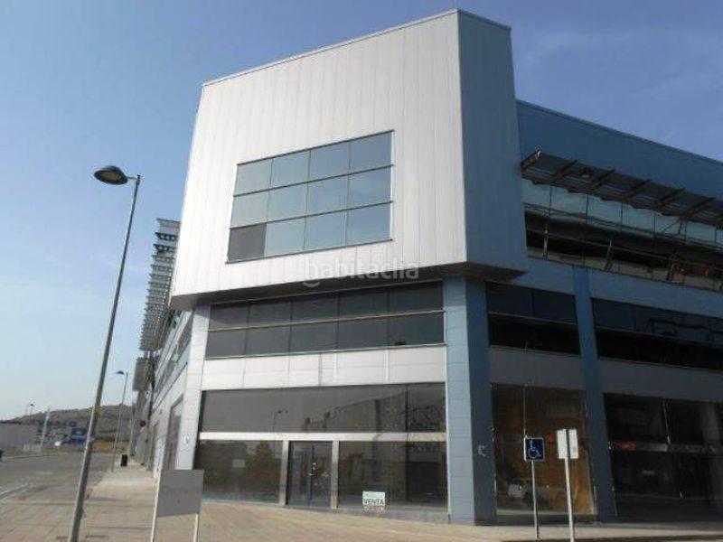 Foto c3d4d8cb-b3a3-45e9-9bd6-da4404c05875. Büro in Navas del Selpillar Lucena