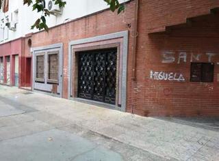 Local Comercial a Libertador simon bolivar 13. Local en venta
