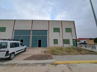 Nau industrial a Pulidores 17. Nave en venta
