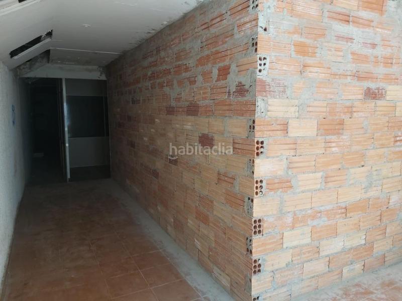 Foto 6d8843a2-0296-477b-9fc7-42a7ec6cb330. Local comercial a rec 21 a Canovelles