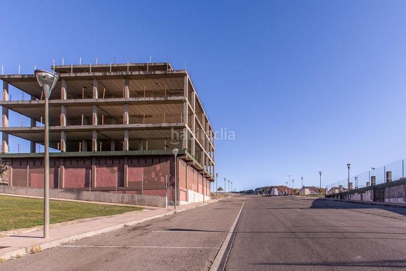 Foto 98185fb3-c242-4176-acbc-d9aeac0479f0. Edificio  en venta en Viana