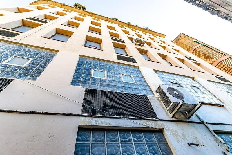 Foto 201f41cb-a43e-4381-b26a-61bf6aaa0309. Edificio in talamanca 3 in Barri Antic Manresa