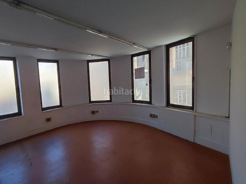 Foto f28f36a2-eef1-42d9-a69f-1c9c6c3f2df8. Edificio in talamanca 3 in Barri Antic Manresa