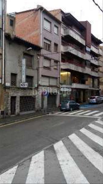 Foto 0550b988-2156-459e-a39e-3b49711f103c. Édifice dans baixa cortada 5 dans Manlleu