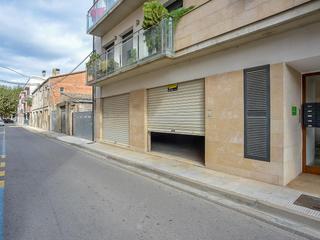 Local Comercial a Solidaritat 21-23. Local en venta