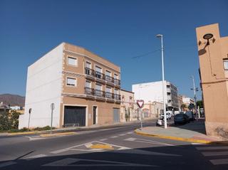 Local Comercial a 28 de febrero 1. Local en venta