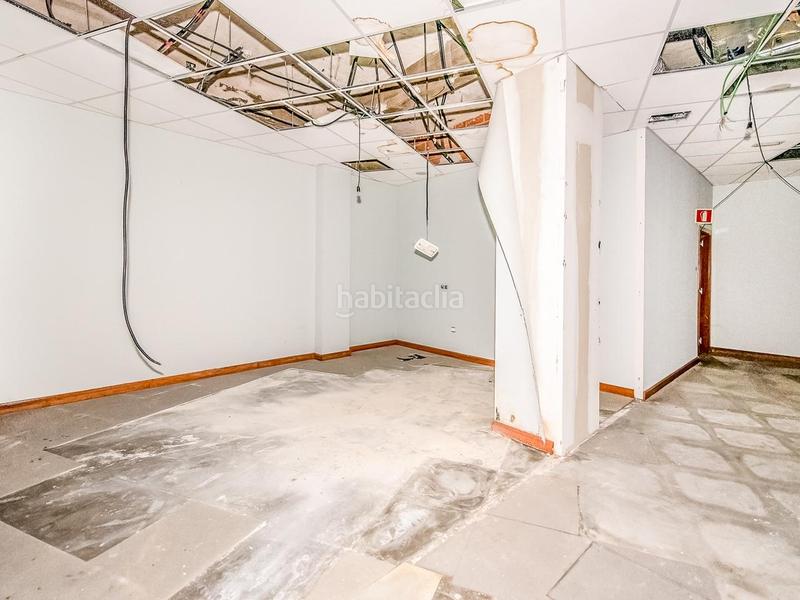 Foto 5ce891c3-25ee-4b65-851a-04daee5d0943. Local comercial en huelgas 18 local en venta en Vadillos Valladolid