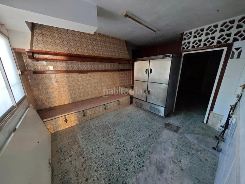 Foto 6d9bb464-5c56-4e6f-834a-62978b82f065. Local comercial a avenida borrons a Xeraco