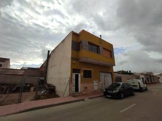 Local commercial à Cl Miguel Hernandez S/N
