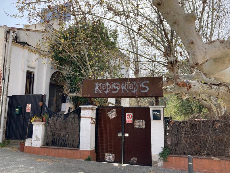 Foto 3468d6e4-2876-4d86-a223-2bdfe2c1fc43. Edifici a onze de setembre 17 a Montmeló