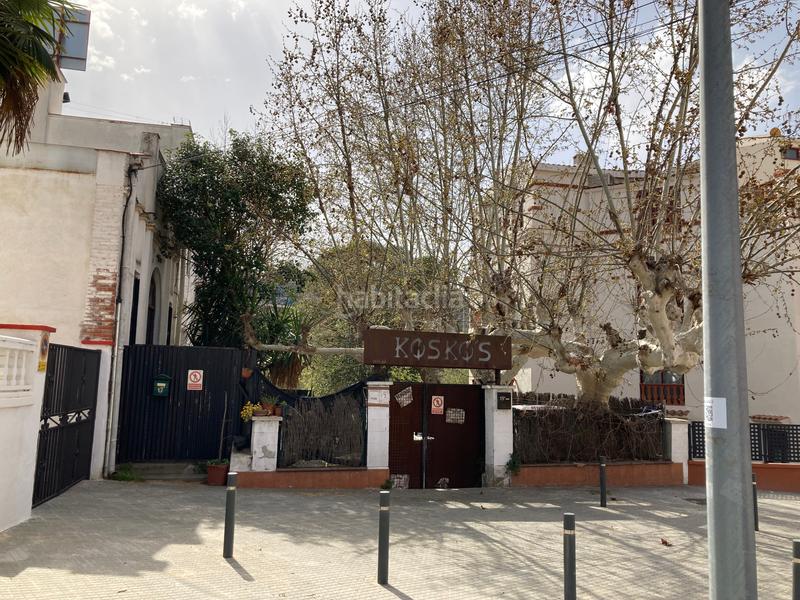 Foto bbe7efe3-223e-4391-8d6e-aec5fea5ecc2. Edifici a onze de setembre 17 a Montmeló