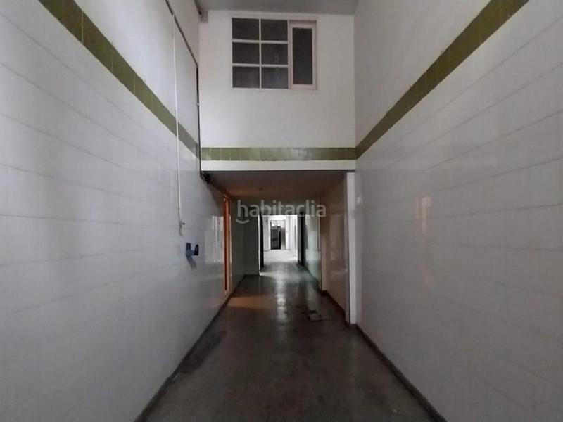 Foto ae792db4-5a35-4dc1-a9bc-5f491cedf61a. Local comercial amb calefacció a Centre Sant Joan Despí