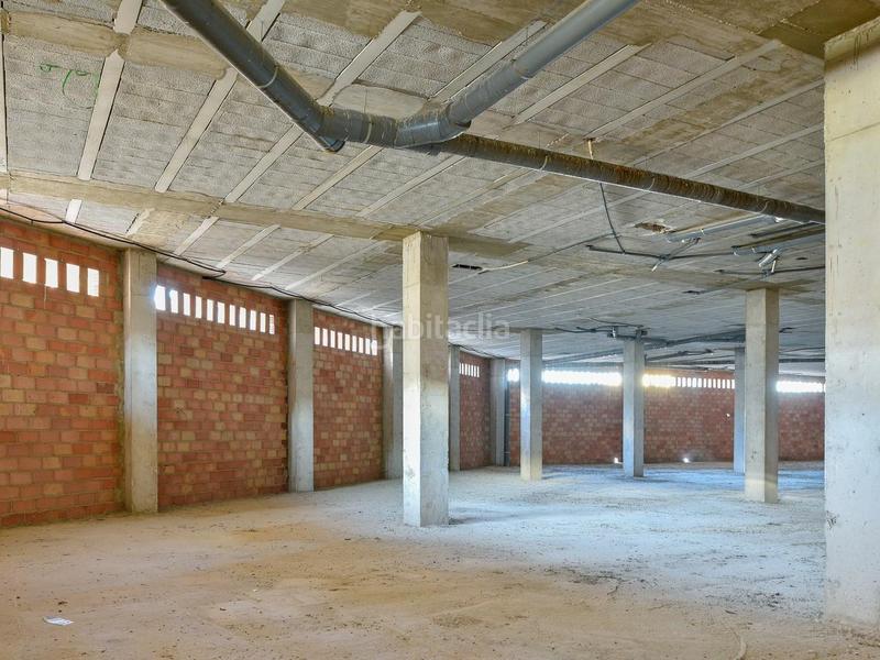 Foto bf8f6488-6187-4620-a6ac-47ffb98d325e. Local comercial a pilarejo 5 a Mengíbar