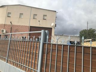 Nau industrial a Torca 19. Nave en venta