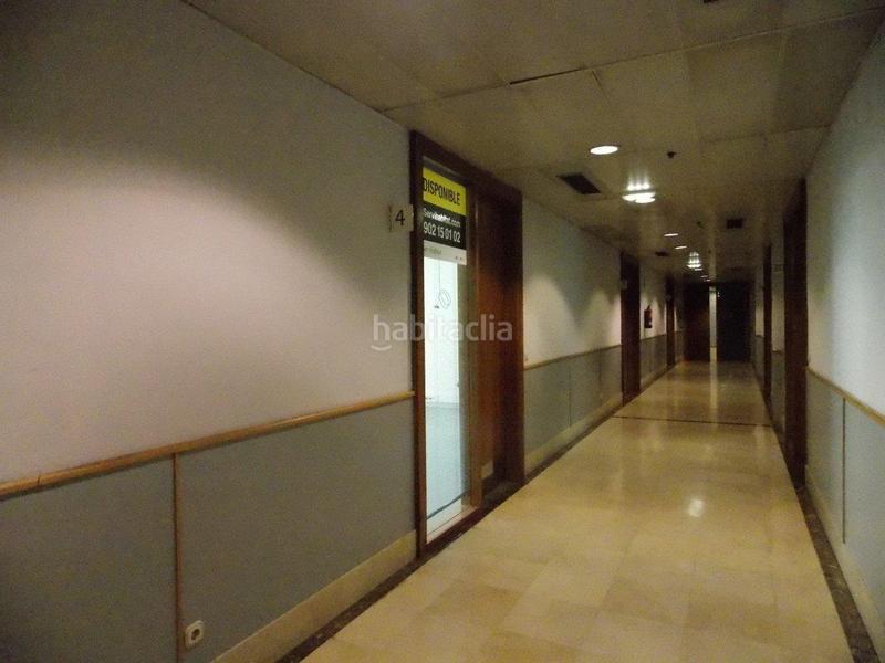 Foto b33d3135-a389-472c-bd78-186879641035. Oficina en concepcion arenal centro civico 3 oficina en venta en Oviedo