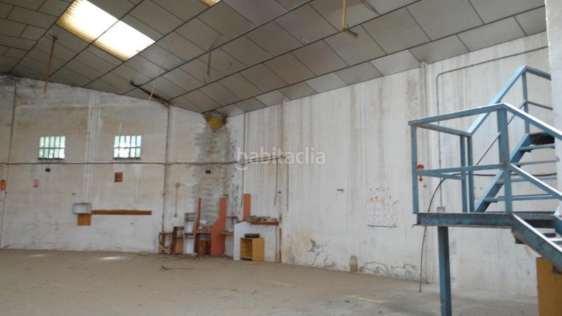 Foto b90898b8-b843-4b6b-96c3-8676492e6623. Nau industrial a vista alegre 8 a Cuarte de Huerva