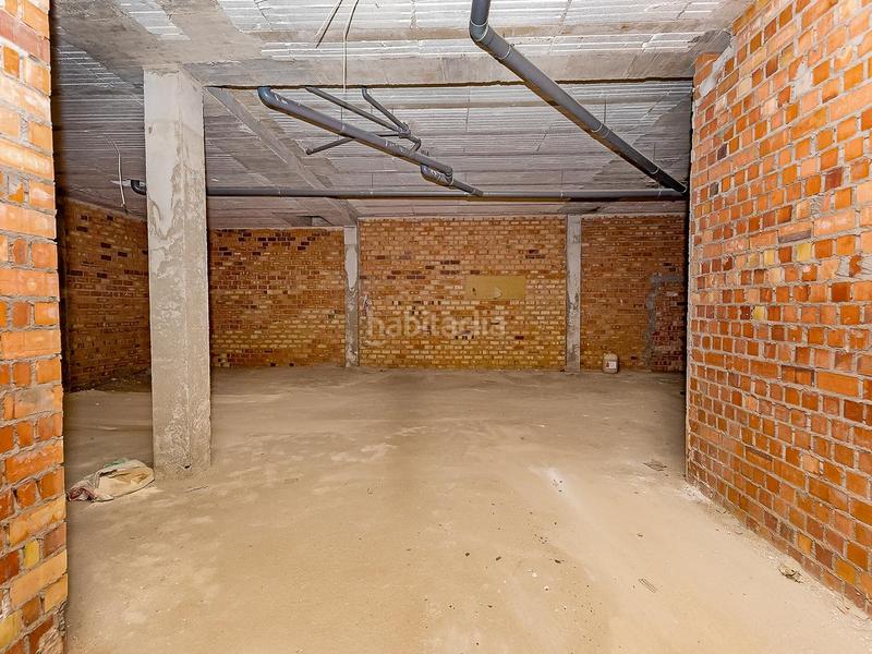 Foto 5f1dcf08-cf2d-4fd9-8ee7-41d41793fbb1. Local comercial en sta maria magdalena 21 local en venta en Dos Hermanas