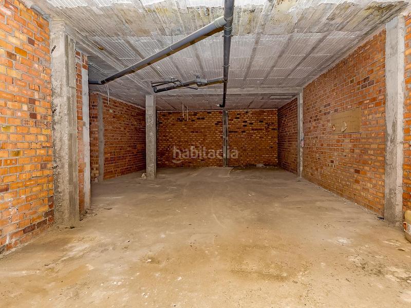 Foto b177b63d-2c9e-4304-8126-68483ffe4ee5. Local comercial en sta maria magdalena 21 local en venta en Dos Hermanas