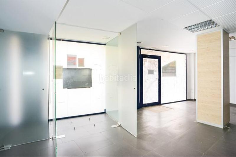 Foto 3f7711ee-9ec0-45a6-be01-7bff72cea156. Geschäftsraum in d´arbucies 64-66 in Breda