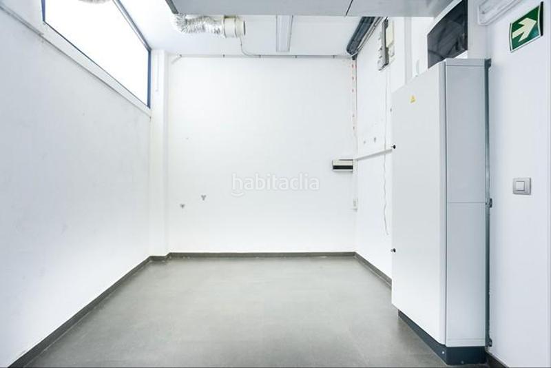 Foto 5e071cb6-9126-45eb-b975-5d3e3fb3a56d. Geschäftsraum in d´arbucies 64-66 in Breda