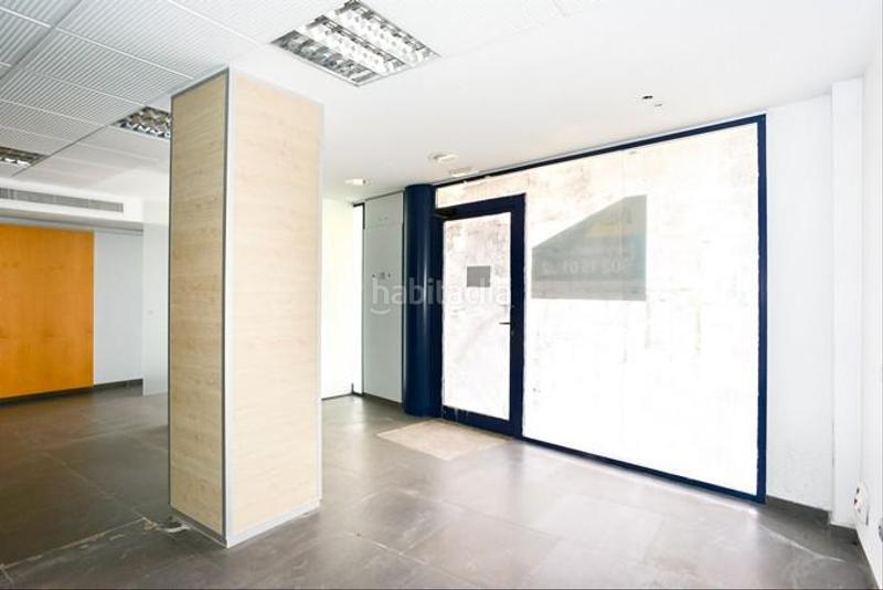 Foto b31fab98-5a04-422b-b2c9-bd3bcfb55ca9. Geschäftsraum in d´arbucies 64-66 in Breda