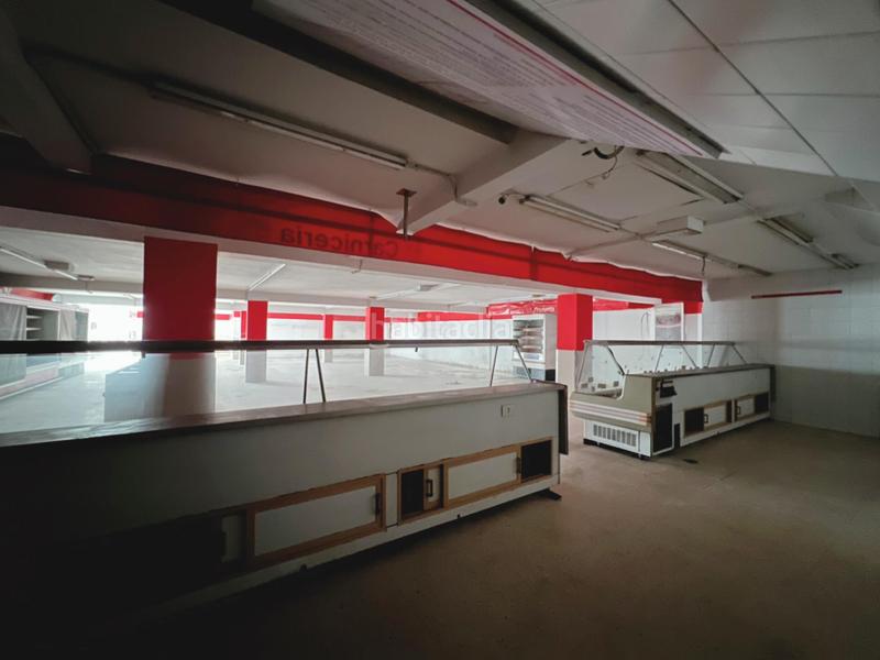 Foto ab22cb78-d0de-404d-9906-b4d2152d6887. Local comercial a ru manuel alonso 5 a Gondomar