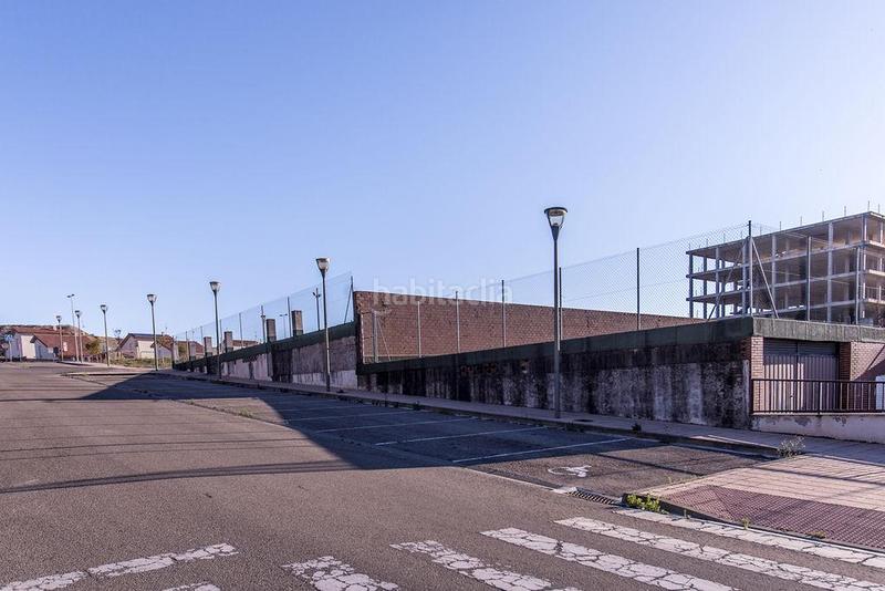 Foto fccfee24-6f8e-4719-9686-76eb34163daa. Edifici a Viana