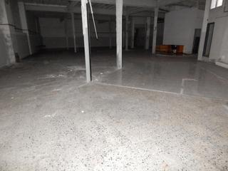 Local Comercial a Angel guimera 28. Local en venta
