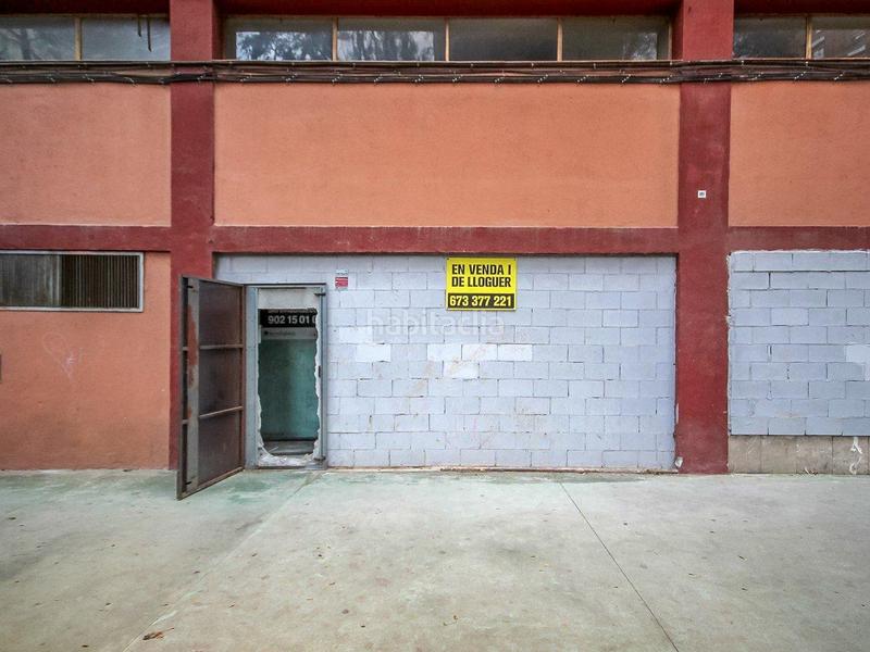 Foto ec02c657-30de-4790-992a-342ce196e761. Local comercial en fluvia 213-215 local en venta en Barcelona